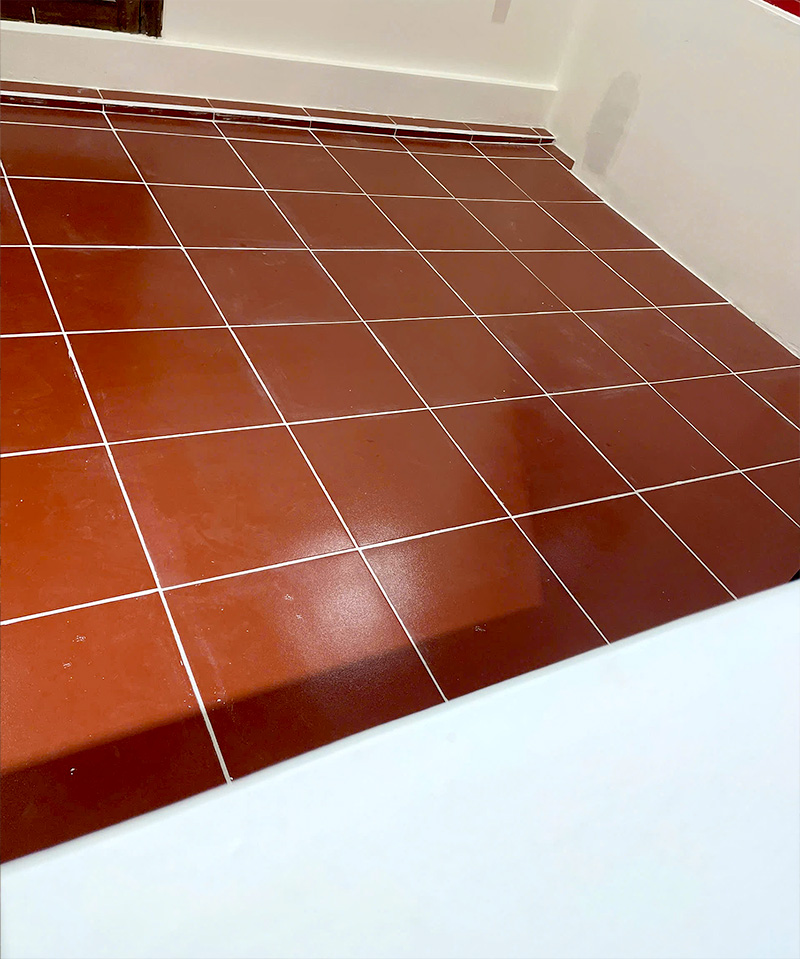 Gạch lát nền, gạch ceramic màu đỏ đất